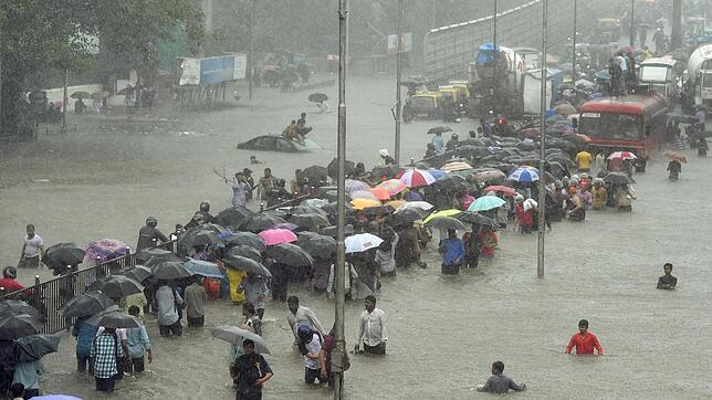 Überflutete Straßen in Mumbai: Indien zählt zu den besonders vom Monsun betroffenen Ländern.