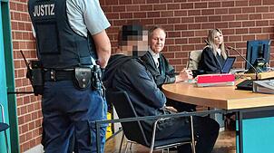 Bild : Er schoss im Paradies und das SEK rückte an: Jetzt steht der 35-jährige Beschuldigte vor Gericht