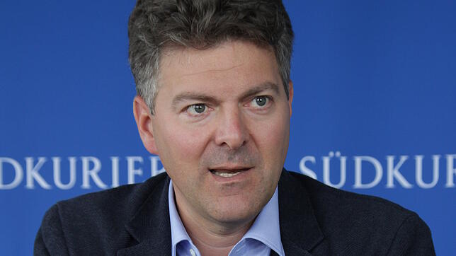 Andreas Schwab (CDU) fordert eine einheitliche, EU-weite PKW-Maut.