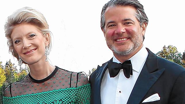 Das Erbprinzenpaar Jeannette und Christian zu Fürstenberg freut sich über ihr drittes Kind.