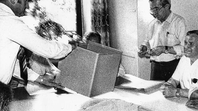 Auszählung der Bürgermeisterwahl in Mühlingen am 5. Juni 1983
