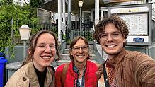 Die Reporter Norea Rüegg, Melanie Völk und Niklas Dinauer (von links) testen im Rahmen des „Mittagstisch-Check“ das Gautama Restaurant ...