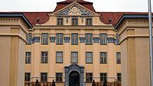 Das Amtsgericht ist im Neuen Schloss in Tettnang zu finden. (Archivbild)