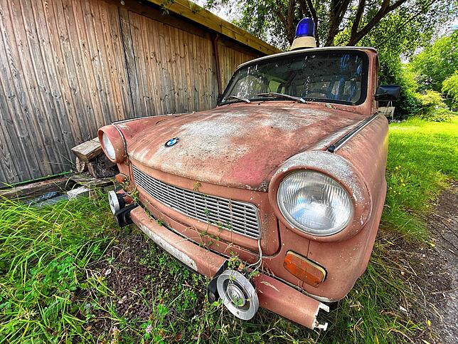 Bild 5: In Konstanz steht ein alter Feuerwehr-Trabi: Das ist die Geschichte hinter dem ungewöhnlichen Gefährt