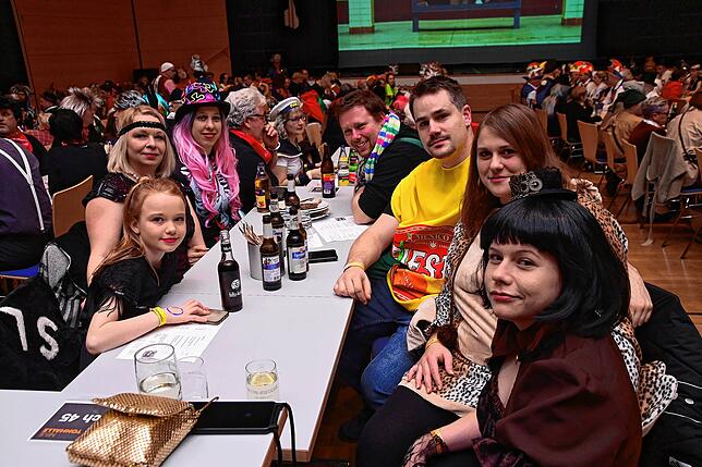Bild 22: Hexenball: Mit Volldampf im Hexen-Express