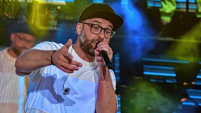 Mit seinen Hits wie &bdquo;194 Länder&ldquo;, &bdquo;Sowieso&ldquo; und &bdquo;Chöre&ldquo; schaffte es Mark Forster innerhalb von ...