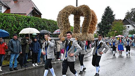 Bild : So schön war es auf dem Kreiserntedankfest im Königsfelder Ortsteil Weiler