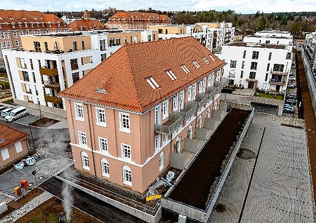 Das ehemalige Kasernengebäude heißt Stadtresidenz 7 und bietet Platz für neun Wohnungen.