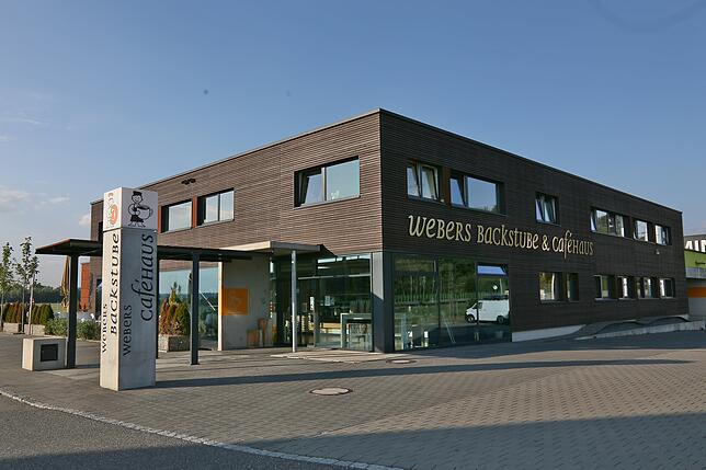 Die Stilllegung des Holzofens von Webers Backstube am Flughafen wegen der Geruchsbelästigung in Friedrichshafen-Ost ist nach Ansicht des ...