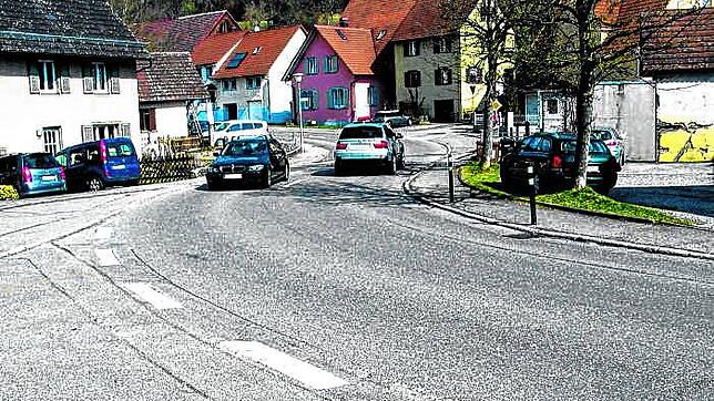 In der Ortsdurchfahrt Bargen soll demnächst aus Lärmschutzgründen Tempo 30 gelten. Noch nicht klar ist, ob es hier auch das geforderte ...