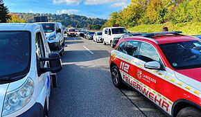 Auf der A81 Schaffhausen Richtung Singen zwischen Hilzingen und Gottmadingen geht nichts mehr: Nach einem Unfall staut sich der Verkehr.