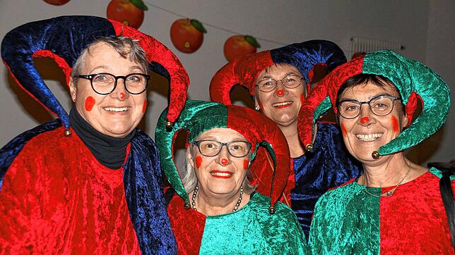 Bild : Bilder der „Wieberfasnet“ des Narrenvereins Bosköpfe im Seeum