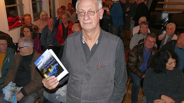 Buchautor Winfried Wolf referiert über das aktuelle Thema Mobilitätskrise und Elektromobiliät.
