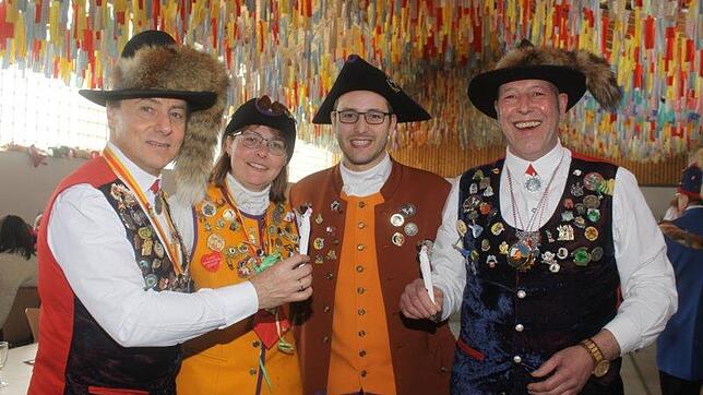 Bild : Bilder vom Zunftmeisterempfang zum 40. Jubiläum der Kuhsattler aus Hohenfels