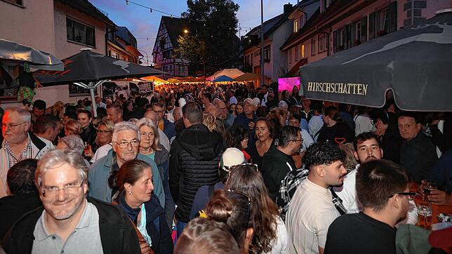 Bild : Wollmatinger Dorffest 2025: Die „Wilden Engel“ sorgen für Partylaune