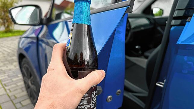 (Symbolbild) Eine Alkoholfahrt wird einem 32-jährigen Mann nun zum Verhängnis.