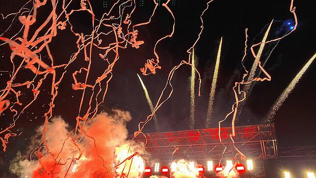 Ein Feuerwerk bildete den Abschluss des Konzerts.
