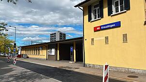 Im Bereich des Bahnhofs in Kreuzlingen ist es am Mittwochabend, 10. September, zu einem großen Polizeieinsatz gekommen. Spuren der ...