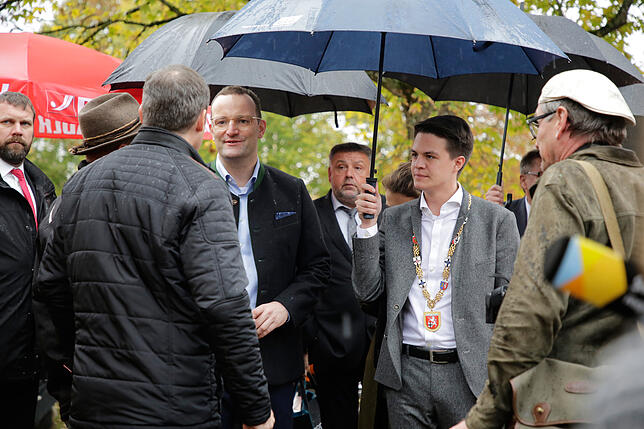 Zwei der drei Bewerber um den Parteivorsitz der CDU waren in diesem Jahr bei öffentlichen Auftritten im Kreis Konstanz zu erleben: Jens ...