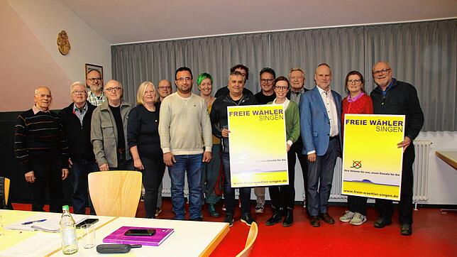 Freie Wähler für die Kommunalwahl in Singen (von links): Mariano Nasca, Gerhard Siener, Andreas Egger, Manfred Lehn, Marina Reiser, ...