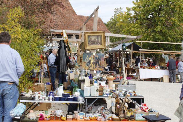 Bild 8: Bilder: Kirbe im Freilichtmuseum Neuhausen ob Eck