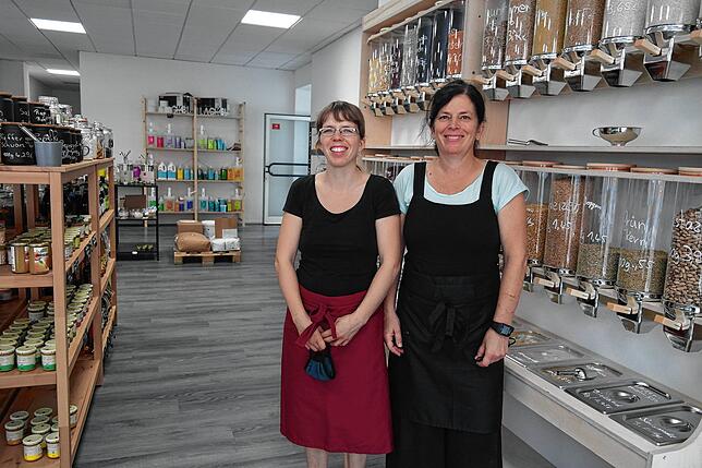 Unverpackte Produkte und die Vermeidung von Plastikmüll sind im Trend: In Friedrichshafen eröffneten Anna (links) und Olivia Hörmann ...