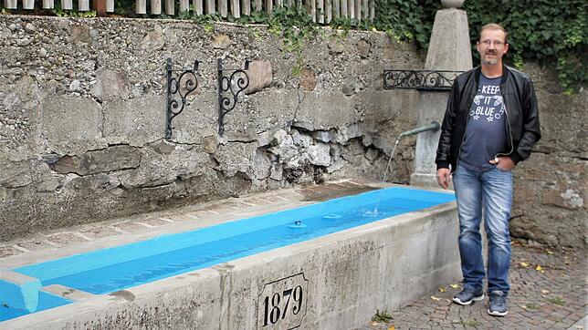Dank des unermüdlichen Einsatzes von Markus Eschbach fließt beim historischen Brunnen am Andelsbach seit Juni wieder Wasser in den ...