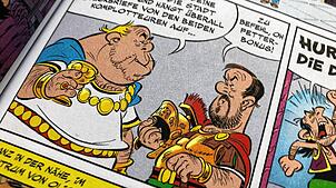 Auszug aus dem 41. Band „Asterix in Lusitanien“ in dem Zenturio Pistorius (r) zu sehen ist, der im deutschsprachigen Raum am 23. Oktober ...
