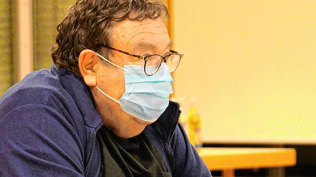 Frauenarzt Dr. Jobst Florus beklagt, dass für Schwangere zu wenig Biontech-Impfstoff vorhanden ist. Das Bild entstand während einer ...