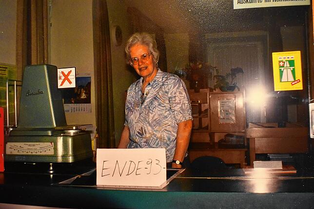 Ab etwa 1983 bis September 1993 leitete Margret Peter das Postamt Birkendorf und die Postbankgeschäfte. Mit dem Eintritt in den ...
