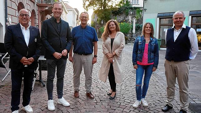 Treffen nach der KiRoLi & Friends Dance-Night in Tiengen (von links): Joachim Wagner (Kiwanis), Felix Schreiner (Lions) und Martin ...