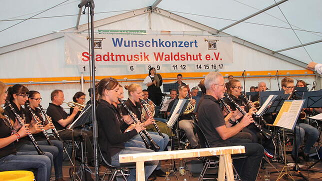 Bereits im vergangenen Jahr präsentierten sich die Musiker der Stadtmusik Waldshut in guter Form. Das soll auch bei dieser Chilbi nicht ...