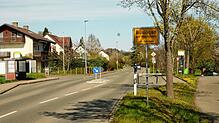 Büsingen am Hochrhein gehört zum Landkreis Konstanz, ist aber komplett von schweizerischem Gebiet umgeben.
