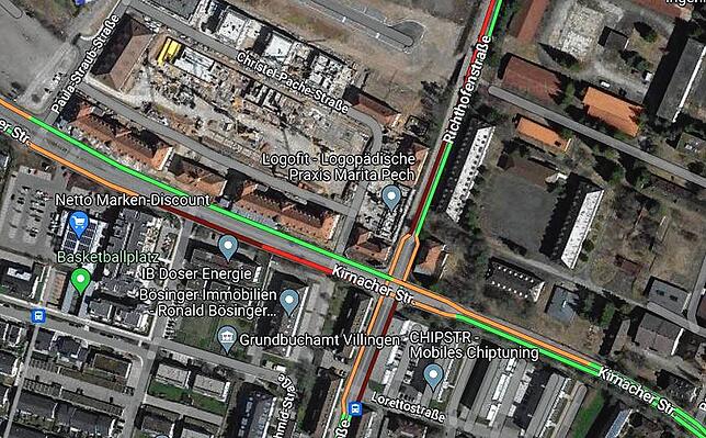 11.20 Uhr am Freitag, 24. Februar, ein Bildschirmfoto von Google Maps dokumentiert den Stau. Der sich stauende Verkehr in der ...