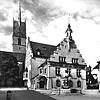 Das 1906 erbaute Rathaus in neugotischem Stil.