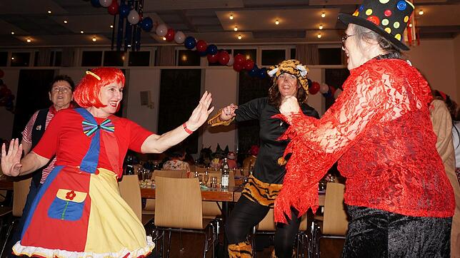 Bild : Bilder von der Frauenfasnacht der katholischen Frauengemeinschaft Tiengen