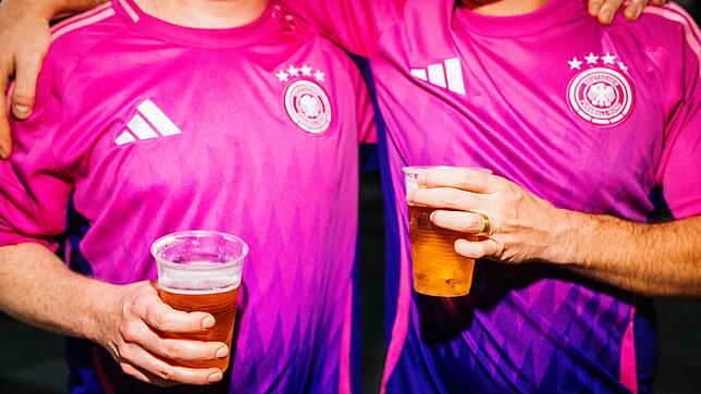 Das Auswärtstrikot der deutschen Nationalmannschaft sorgt auf Mallorca für Ärger - zumindest eine Variante davon.