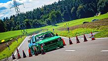Quietschende Reifen und schnelle Autos: Beim DMSB Hegau-Slalom war viel Action geboten. Der große Sieger war am Ende Sven Schill aus ...