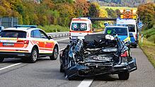 Am Freitag, 10. Oktober, ist es zu einem heftigen Unfall auf der Autobahn 81 gekommen. Ein Lastwagen ist dort in ein Stauende gekracht. ...