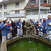 Einer alten Tradition folgend wurde auch in diesem Jahr am Narrenbrunnen das neue Fasnachtmotto durch den Präsidenten Volker Ebi ...