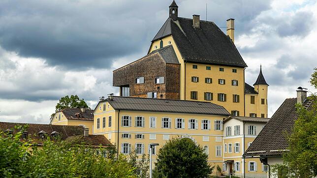 Streit um das Kloster Goldenstein nahe der bayerischen Grenze.