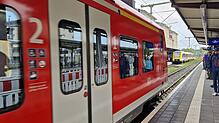 Einzelne Zugverbindungen zwischen Laupheim und Ulm fallen von 12. bis 24. November aus. Davon sind auch Verbindungen ab Friedrichshafen ...