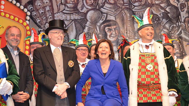 Empfang der Beklagten im Bürgerhaus Adlerpost: von rechts Michael Nadig (Fürsprech), Malu Dreyer (Ministerpräsidentin von ...