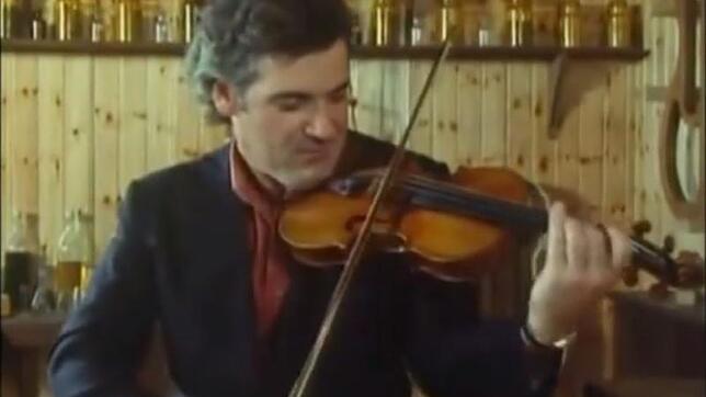 Sieht professionell aus, klingt aber nicht ganz so: Auch Geiger Pinchas Zukerman ist der "Star" eines sogenannten Shred-Videos.
