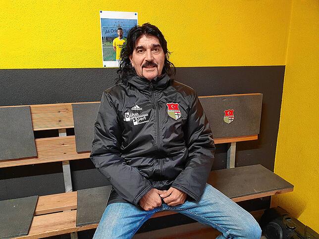 Trainer und Pressesprecher Aydo Kir: &bdquo;Wir trauern mit seinen Kindern und seiner ganzen Familie.&ldquo;