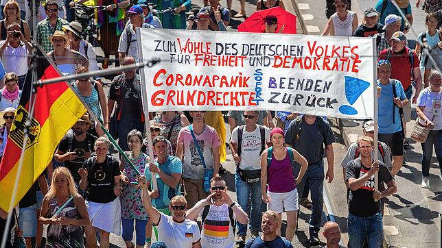 Wird die angekündigte Querdenker-Demonstration in Konstanz so hohe Wellen schlagen wie jene im August in Berlin? In der Schweiz werden ...