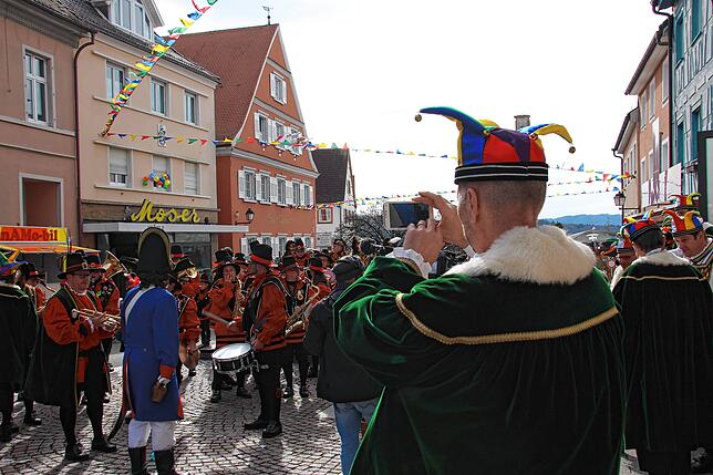 Bild 15: Bilder von der Kriegsratsszene und der Übernahme der niederen Gerichtsbarkeit in Stockach