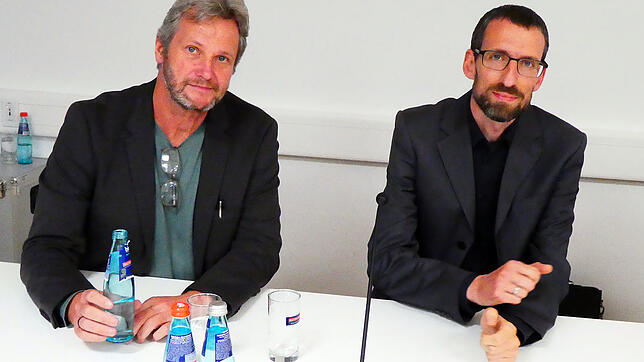 Die Architekten Holger Korbjuhn (links) und Max Lauer