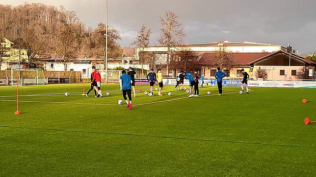 Der VfB Waldshut benötigt neue Bälle für das Training der Jugendabteilung. Das Bild zeigt eine Trainingseinheit der C-Jugend.