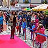 Der Villinger Einzelhandel rollt den roten Teppich nicht nur für die Models aus, die Schickes aus den örtlichen Modegeschäften ...